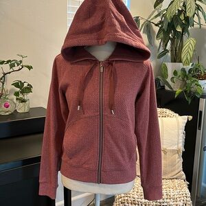 Lululemon jacket size 4